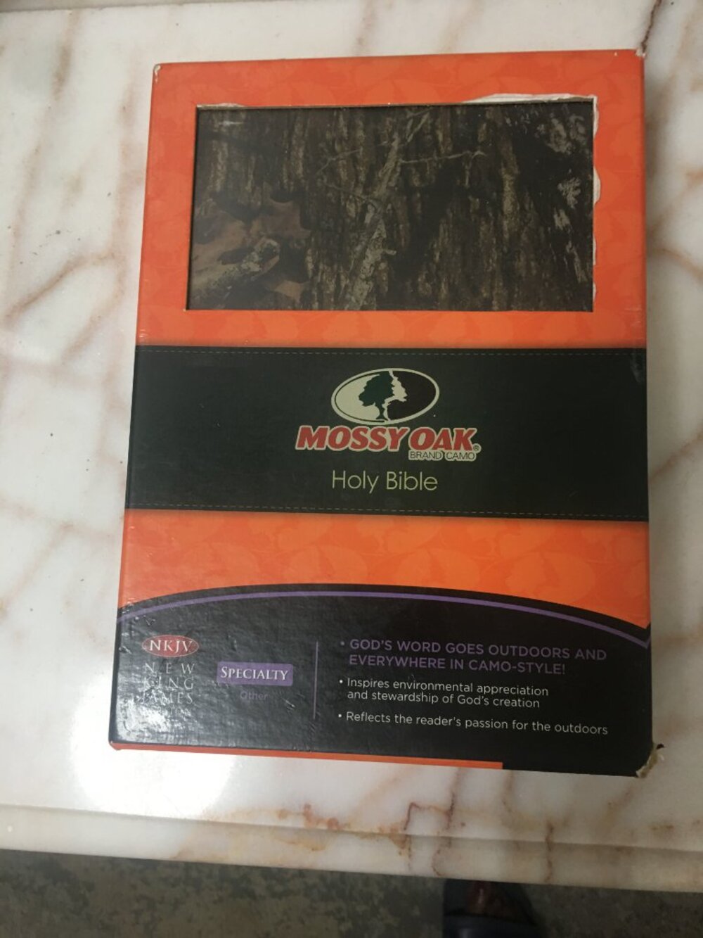 MOSSY OAK Cameo Holy Bible